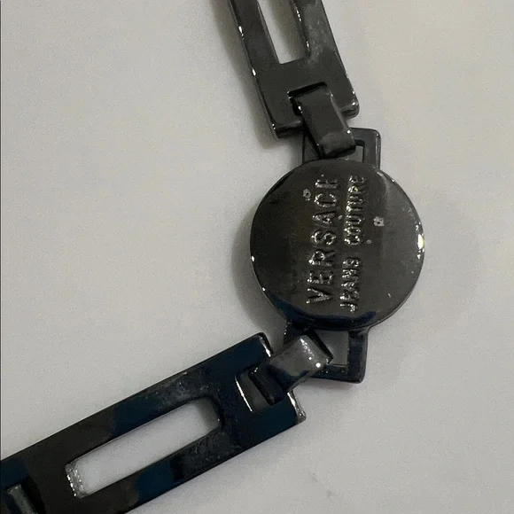 Versace Jeans Couture Metal Link Belt. 31” - bibarnabloc.cat display picture 3
